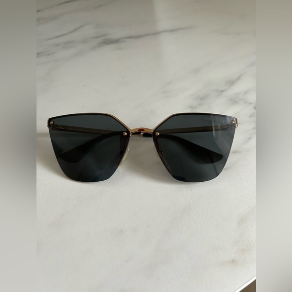 Authentic Prada Catwalk Sunglasses - Used Condition - Picture 7 of 15
